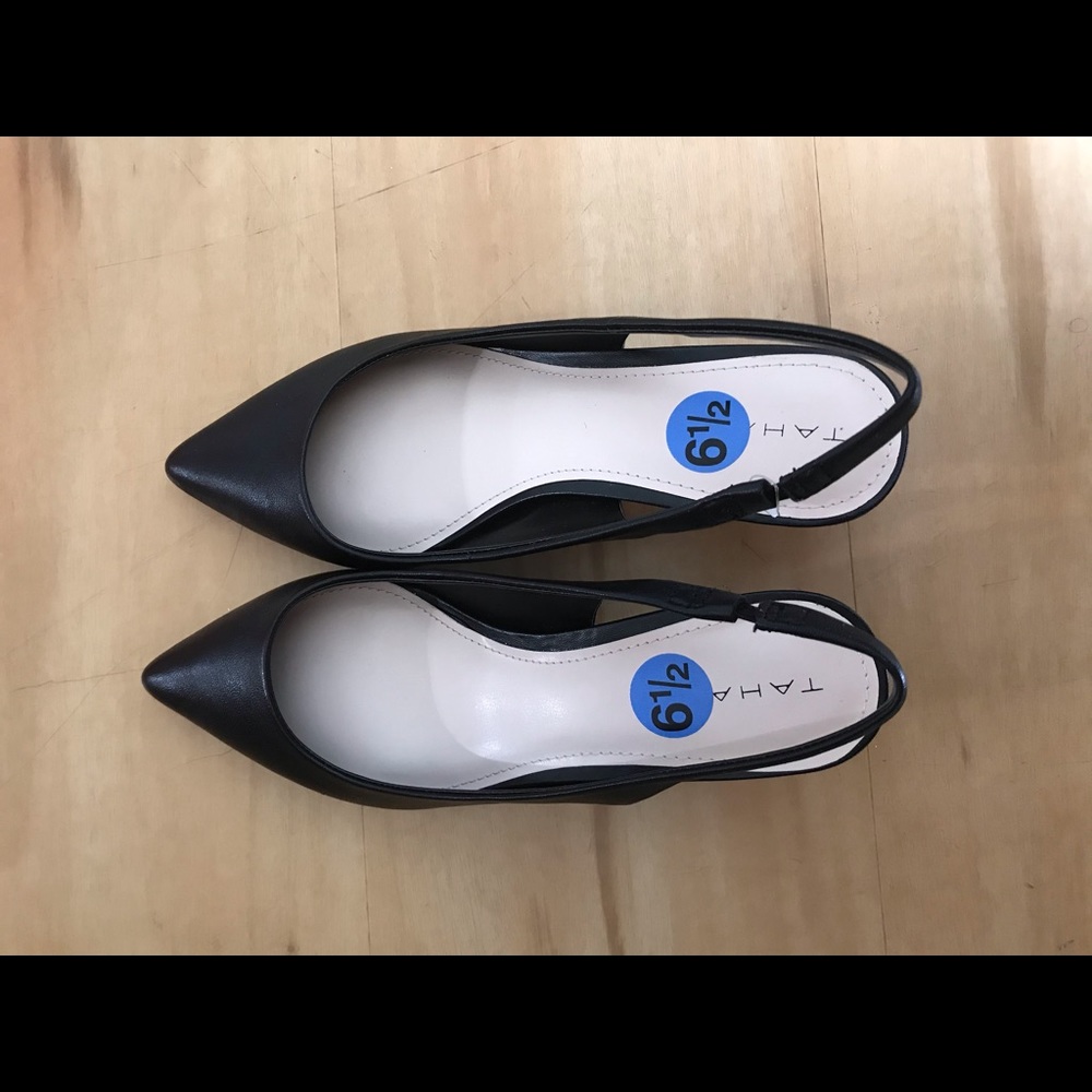 Tahari shoes